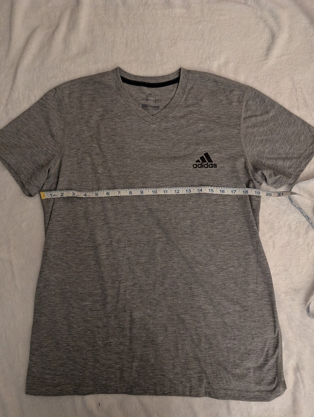 Men's Adidas Heather Gray Ultimate 2.0 Short Sleeve Crew Neck Tee Size Large EUC